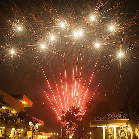 Tanjung Plaza Hotel Prigen Exterior photo